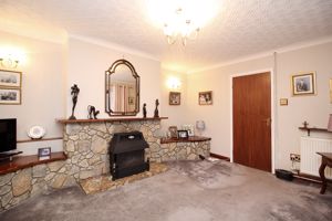 Lounge- click for photo gallery